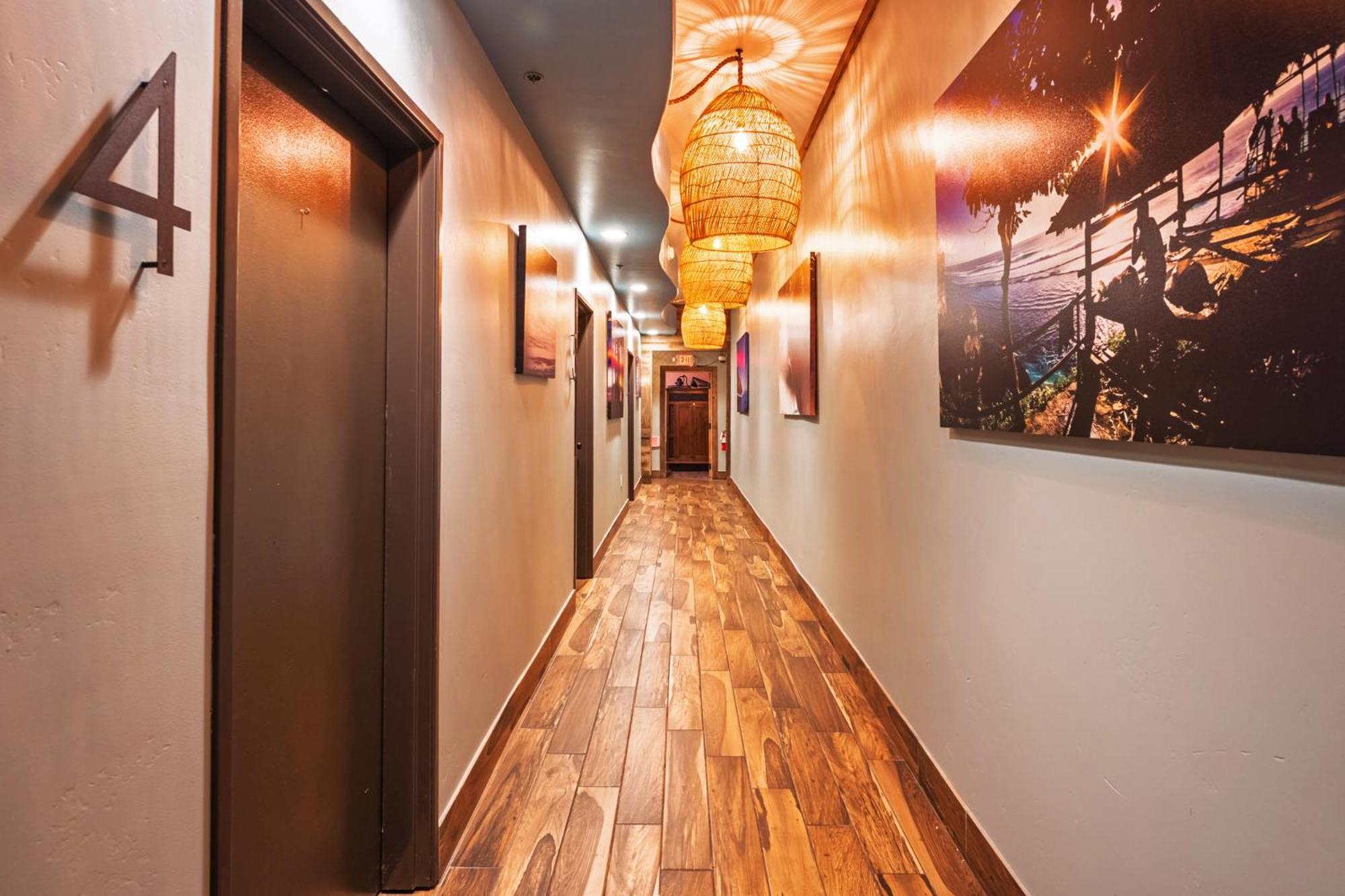 Nomads Hotel