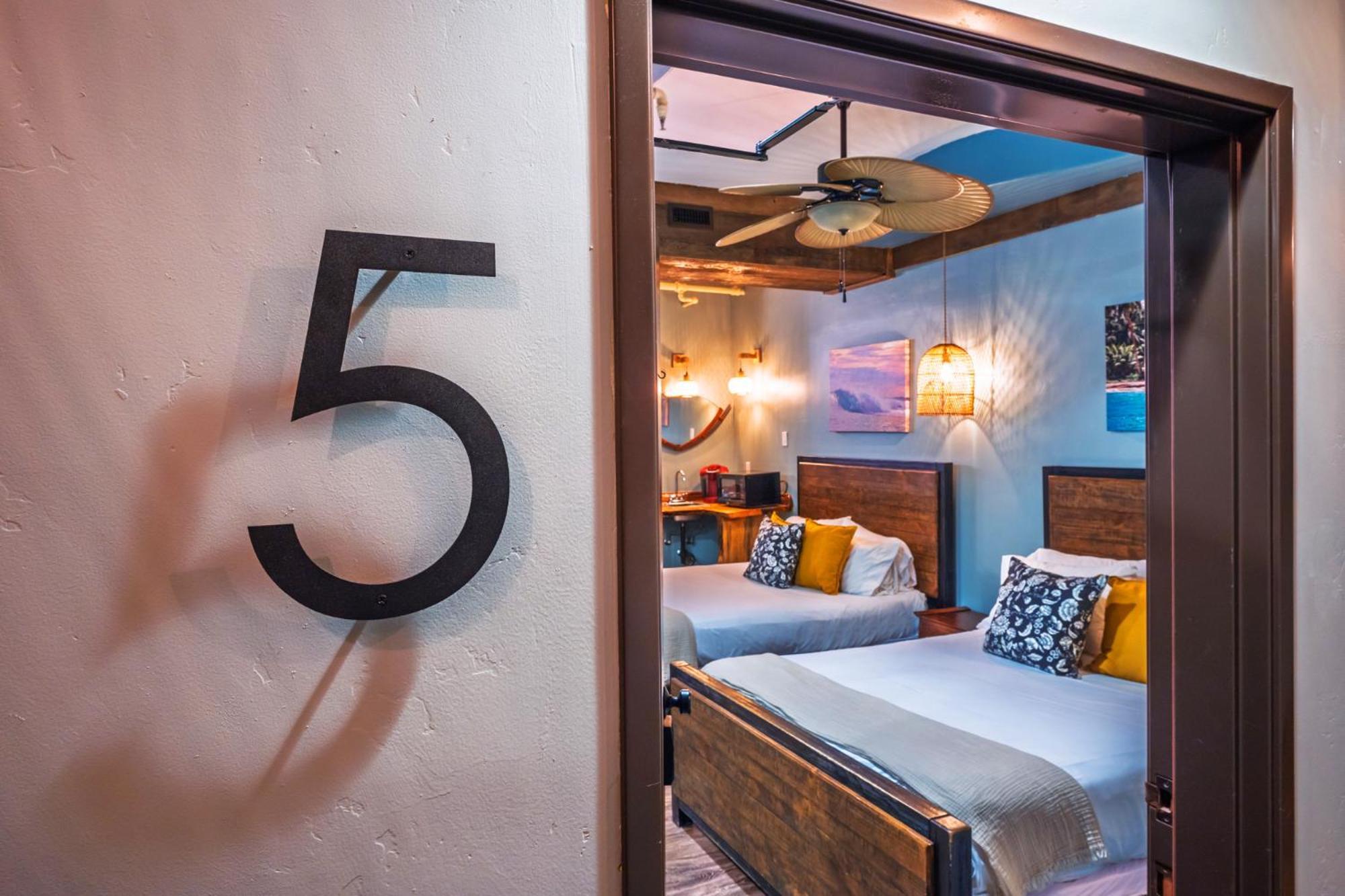 Hotel Nomads 2*
