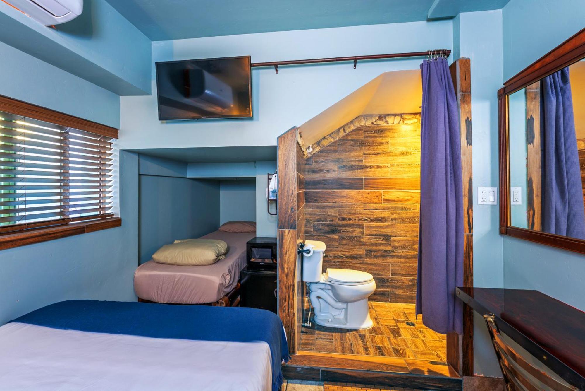 Nomads Hotel San Clemente