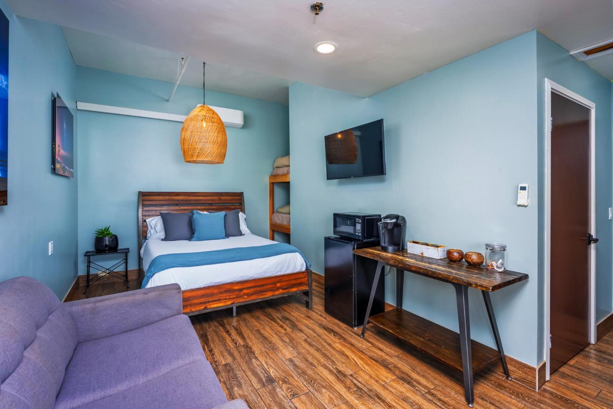 Nomads Hotel San Clemente