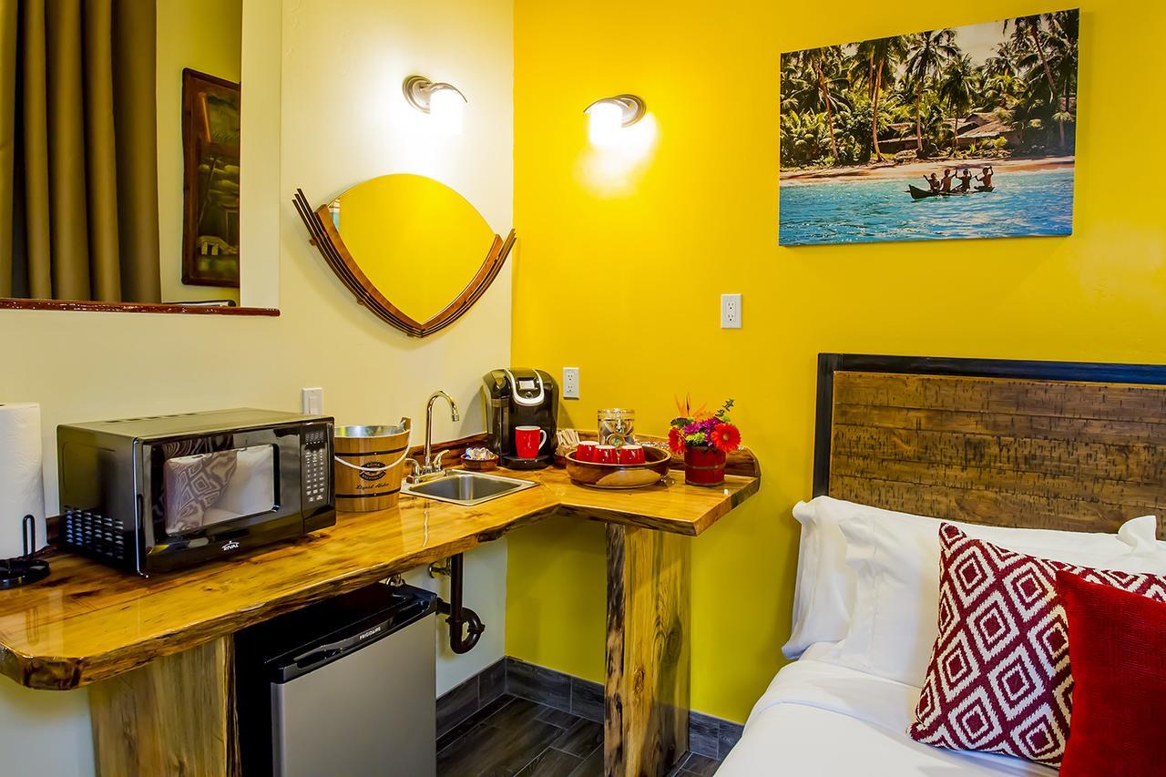 Nomads Hotel San Clemente