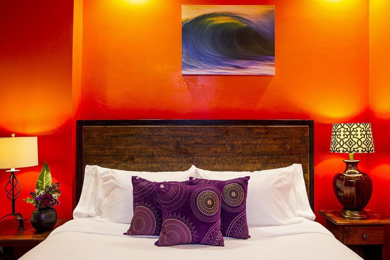 Nomads Hotel 2*