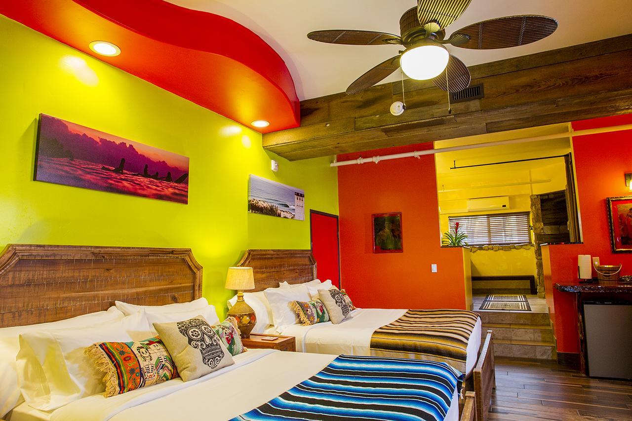 Nomads Hotel 2*
